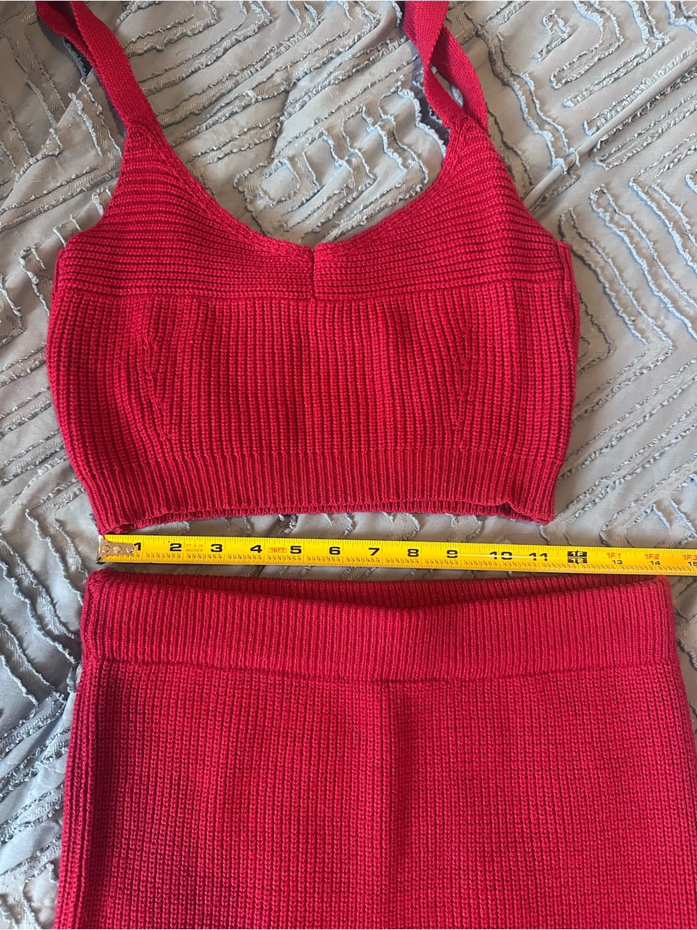 Lulu's Red Ribbed Midi Skirt with Front Slit. Skirt L, tops M - Picture 7 of 11